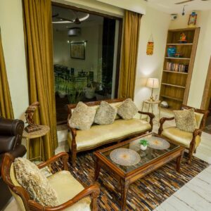 WhatsApp Image 2025-11-17 at 21.59.36